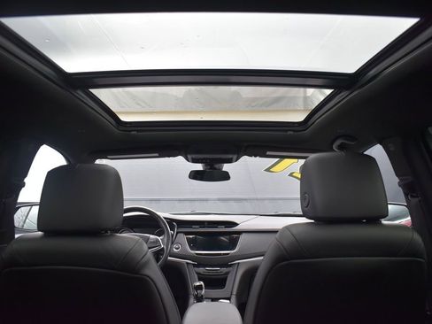 Used 2021 Cadillac XT5 Premium Luxury image 26