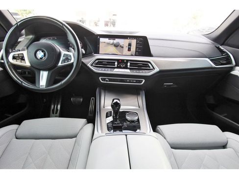 Used 2023 BMW X5 xDrive40i w/ M Sport Package image 12