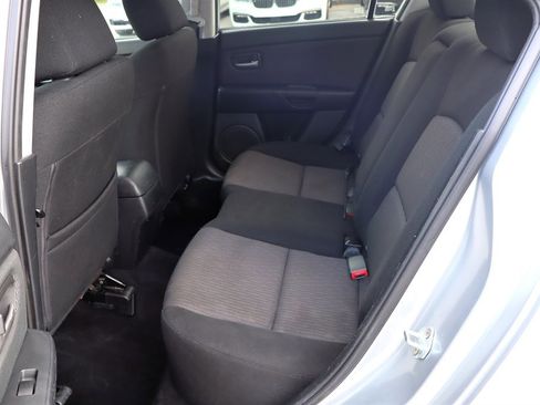 Used 2007 MAZDA MAZDA3 i Touring FWD image 19