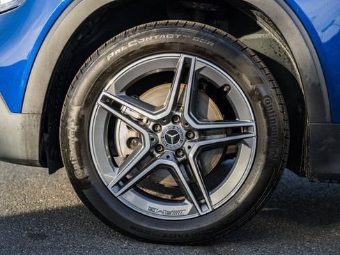 Used 2021 Mercedes-Benz GLB 250 4MATIC image 17