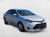 Used 2017 Toyota Corolla LE image 3