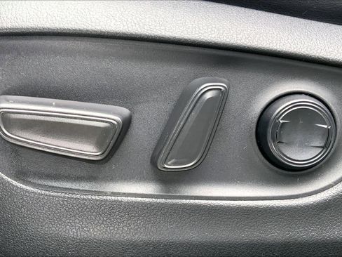 Used 2021 Toyota RAV4 XSE w/ Premium Package image 35