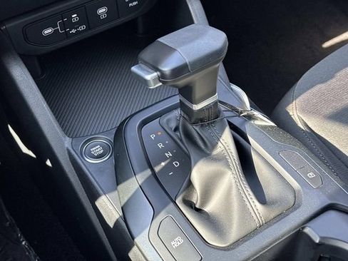 New 2026 Kia K4 LXS image 36