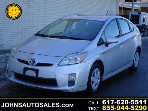 Used 2011 Toyota Prius Three image 1
