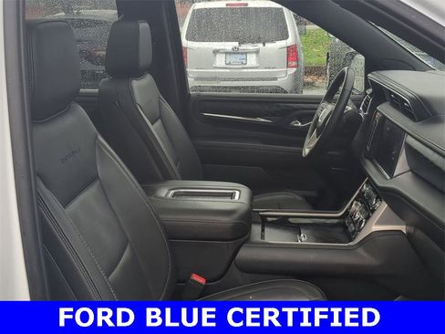 Used 2024 GMC Yukon Denali image 32
