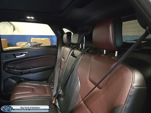 Used 2020 Ford Edge Titanium w/ Equipment Group 301A AWD/4WD image 45