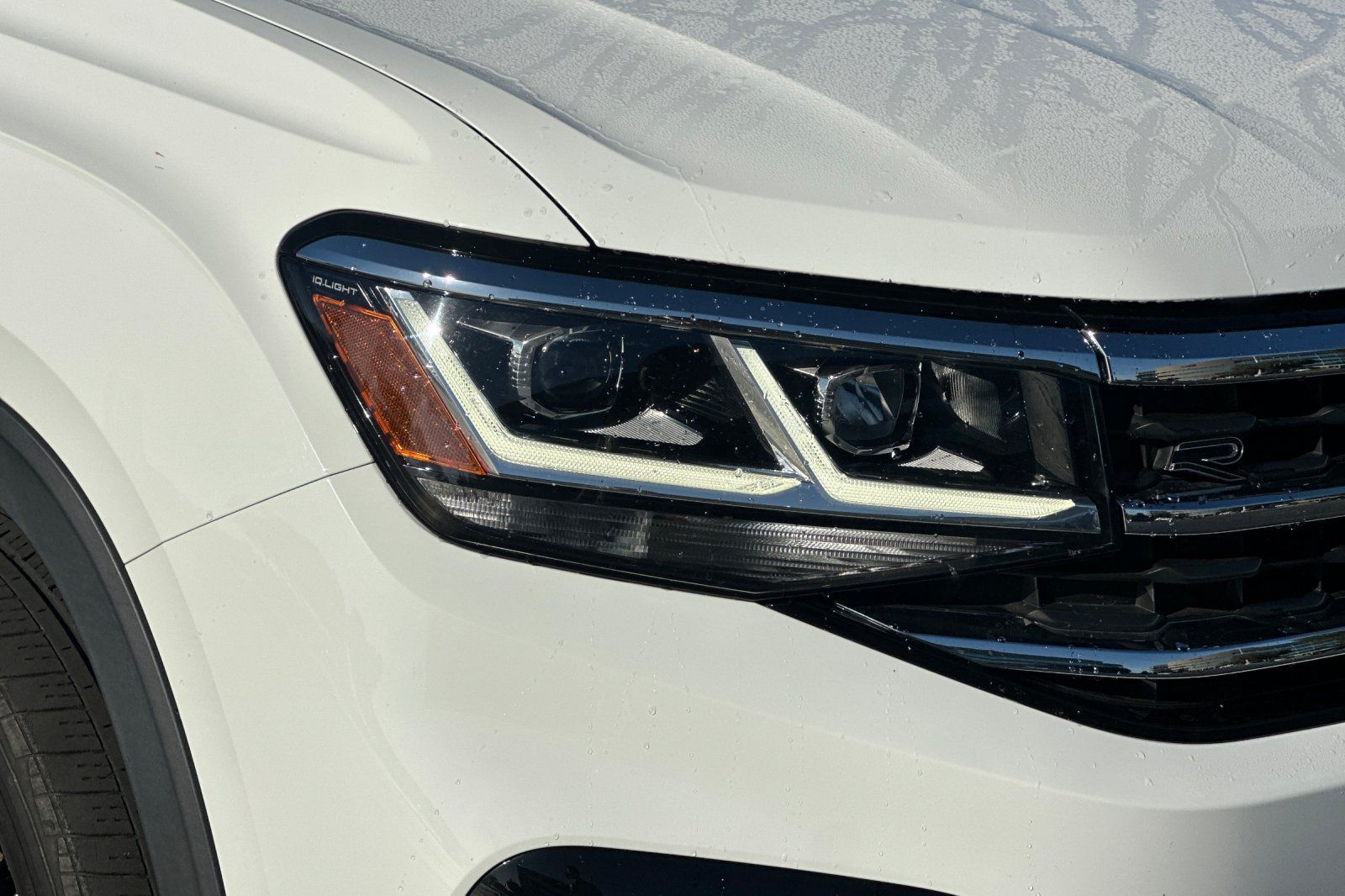 Used 2022 Volkswagen Atlas SEL R-Line AWD/4WD image 45