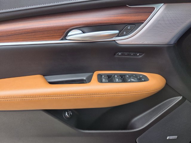 Used 2025 Cadillac XT5 Premium Luxury w/ LPO, Floor Liner Package FWD image 25
