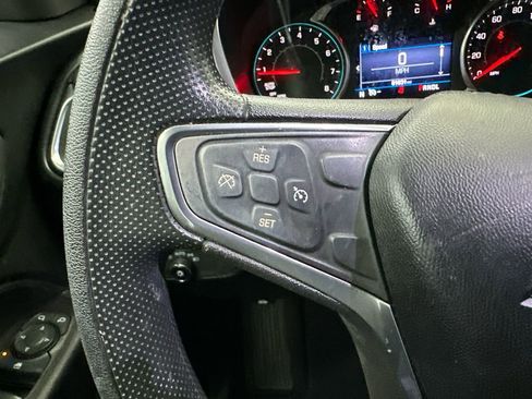 Used 2019 Chevrolet Equinox LT image 22