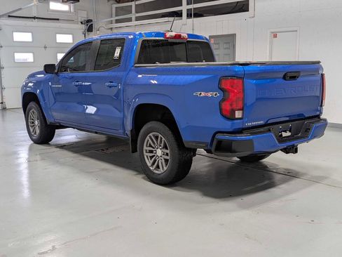 Used 2023 Chevrolet Colorado LT w/ LT Convenience Package AWD/4WD image 10