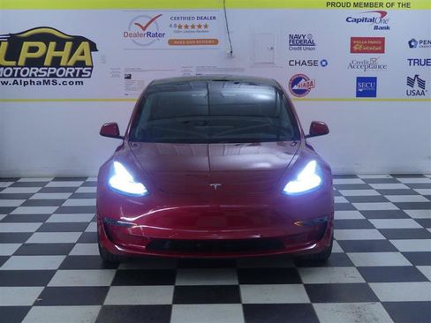 Used 2023 Tesla Model 3 Standard Range RWD image 2