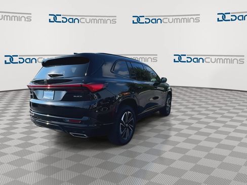 Used 2025 Buick Enclave Sport Touring w/ Power Package FWD image 8