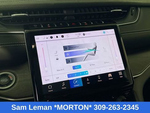 Used 2023 Jeep Grand Cherokee Limited image 20