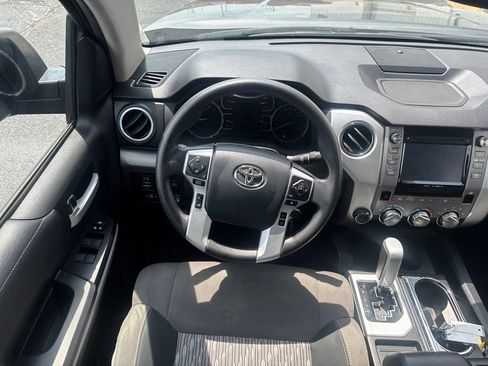 Used 2019 Toyota Tundra SR5 AWD/4WD image 2