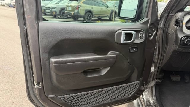 Used 2024 Jeep Wrangler Unlimited Sport AWD/4WD image 17