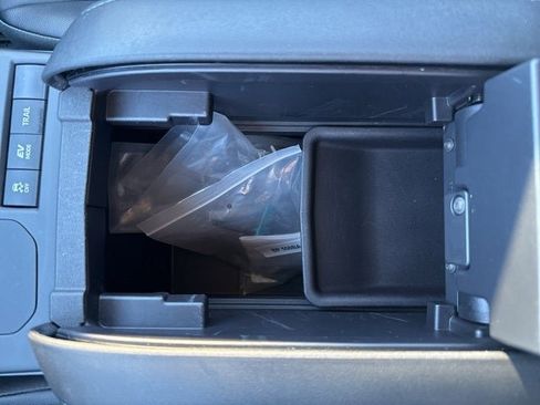 Certified 2022 Toyota Highlander XLE image 37