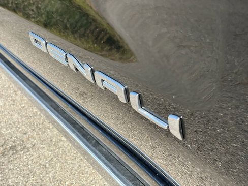 Used 2024 GMC Sierra 1500 Denali image 59