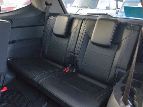 Used 2022 Volkswagen Atlas SE image 28