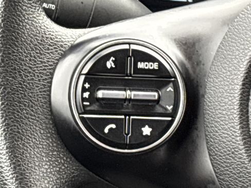 Used 2024 Kia Soul LX w/ Option Group 015 FWD image 22