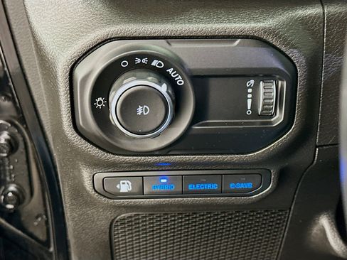 Used 2023 Jeep Wrangler Unlimited Rubicon 4xe w/ Steel Bumper Group image 17