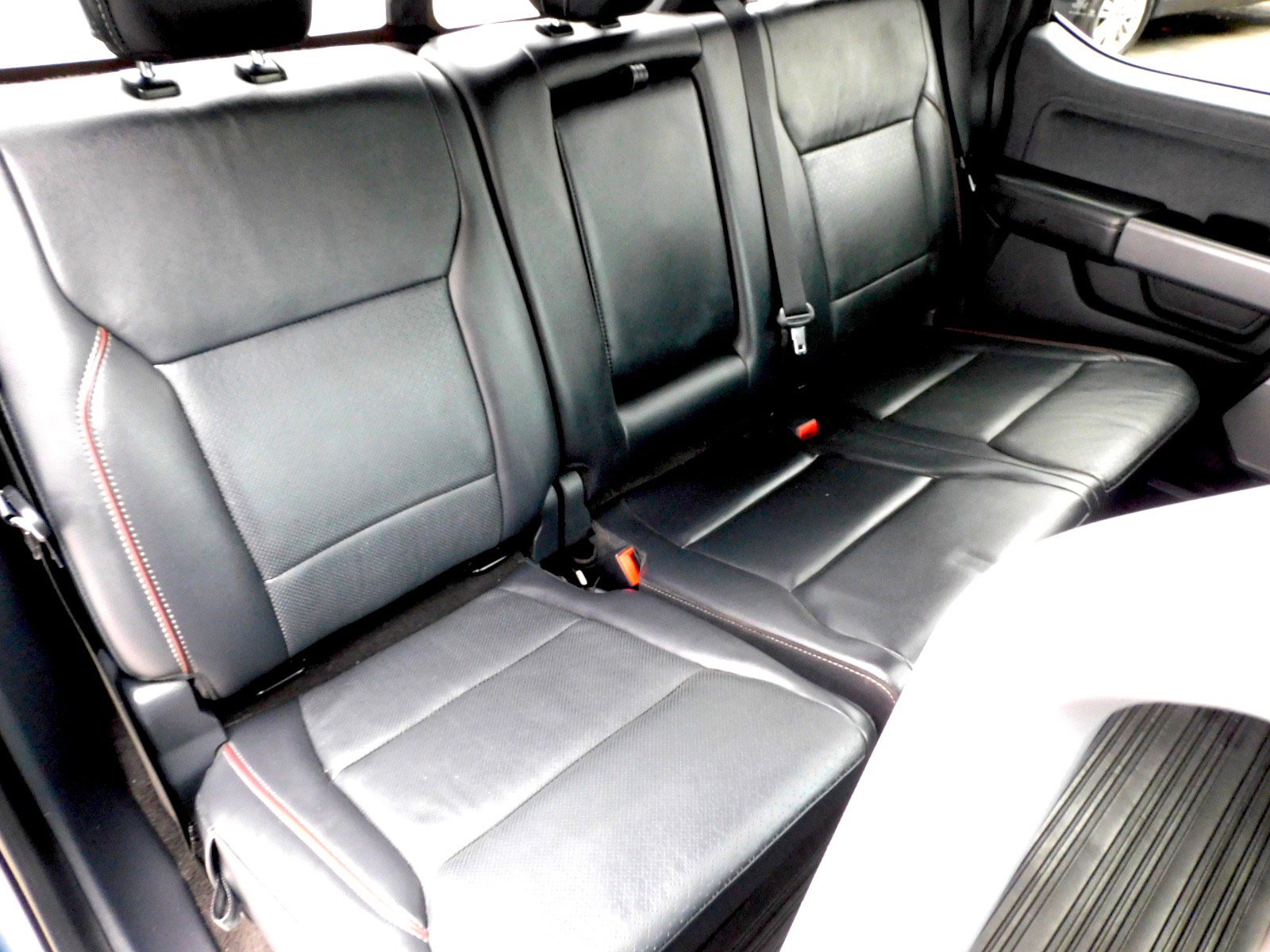 Used 2021 Ford F150 Lariat w/ Equipment Group 502A High AWD/4WD image 17