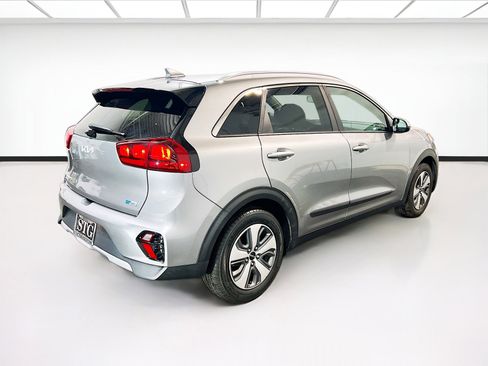 Used 2022 Kia Niro LX FWD image 4