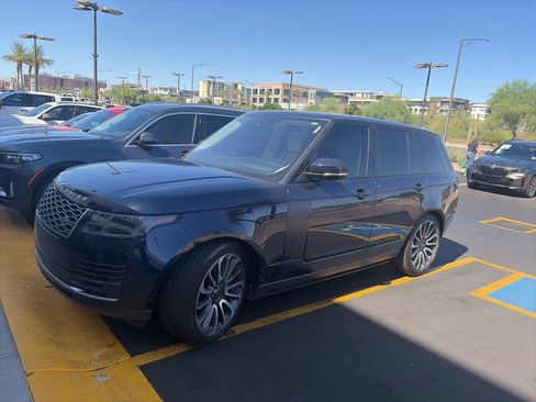 Used 2019 Land Rover Range Rover HSE AWD/4WD image 3