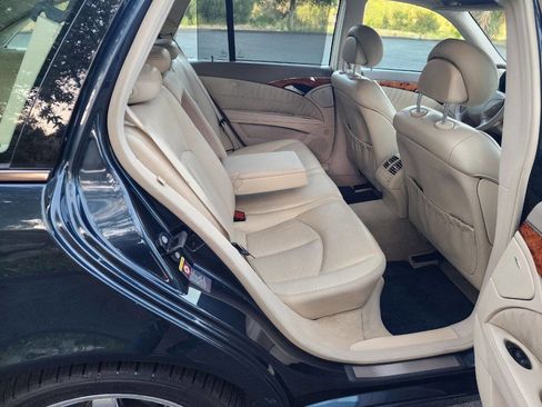 Used 2006 Mercedes-Benz E 350 Wagon image 19