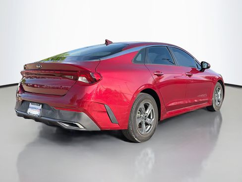Used 2021 Kia K5 LX FWD image 2