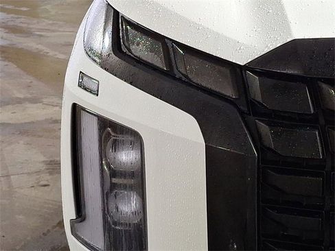 Used 2023 Hyundai Palisade SEL w/ Premium Package image 9