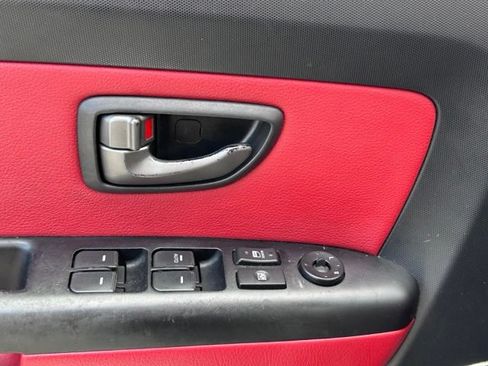 Used 2011 Kia Soul Sport FWD image 29