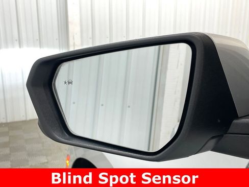 Used 2022 Chevrolet Equinox LT image 37