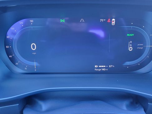 Certified 2023 Volvo XC40 Recharge Plus image 20