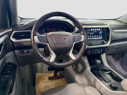 Used 2018 GMC Acadia SLT image 24