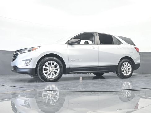 Used 2020 Chevrolet Equinox LS image 52