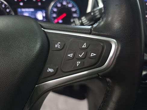 Used 2022 Chevrolet Equinox LT AWD/4WD image 16