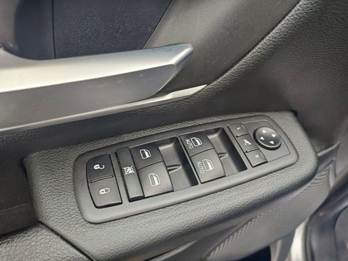 Used 2021 RAM 1500 Big Horn AWD/4WD image 17