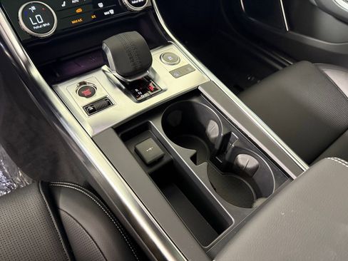 New 2024 Jaguar XF R-Dynamic SE image 24