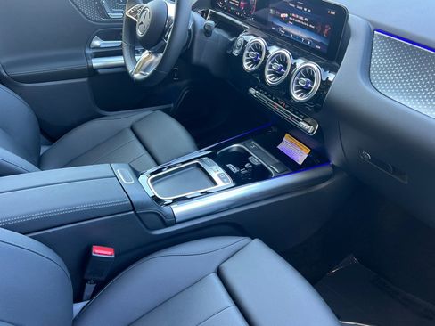 Used 2025 Mercedes-Benz GLA 250 image 26