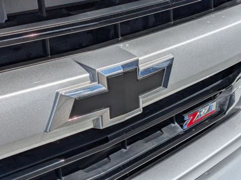 Used 2017 Chevrolet Silverado 1500 LT w/ All Star Edition image 29