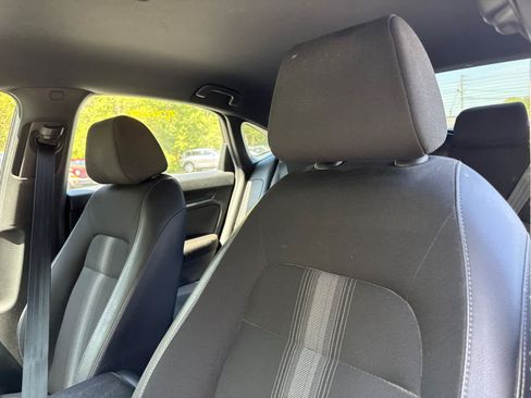 Used 2025 Honda Civic Sport image 15