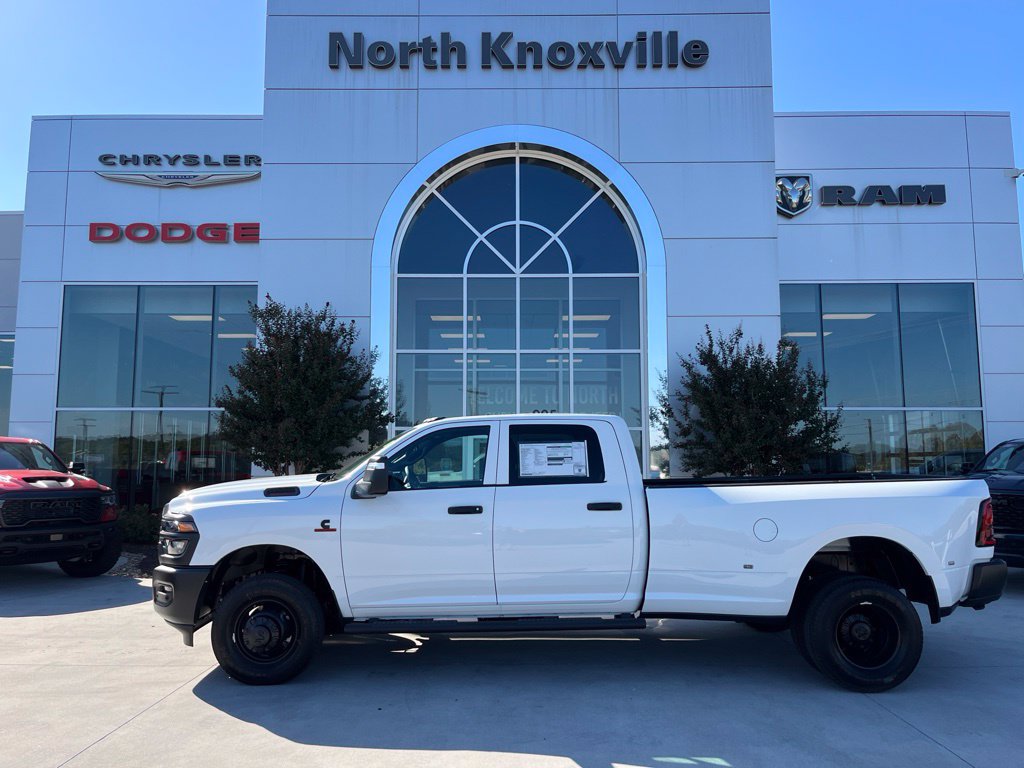 New 2027 RAM 3500 Tradesman AWD/4WD image 2