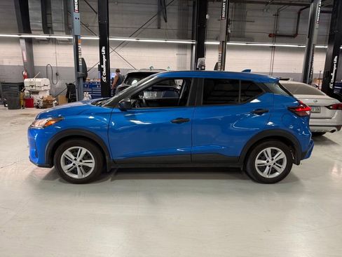 Used 2024 Nissan Kicks S FWD image 4