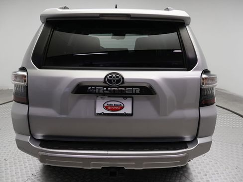 Certified 2023 Toyota 4Runner TRD Off-Road Premium w/ Moonroof Package AWD/4WD image 10