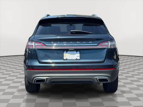 Used 2022 Lincoln Nautilus Reserve AWD/4WD image 6