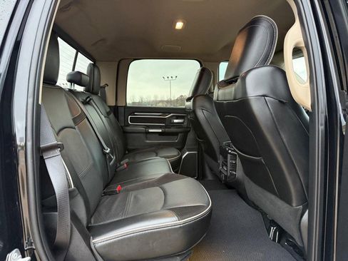 Used 2019 RAM 2500 Laramie image 10