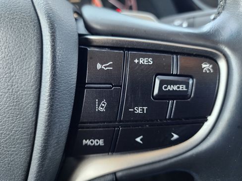 Used 2022 Lexus ES 300h w/ Premium Package image 19