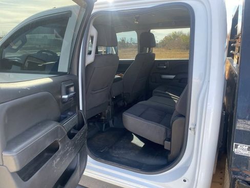 Used 2018 Chevrolet Silverado 3500 LT w/ LT Convenience Package image 12