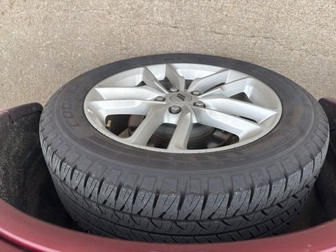 Used 2024 Dodge Durango GT image 9