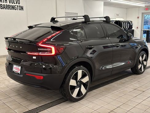 Used 2024 Volvo C40 P8 Recharge Ultimate w/ Protection Package Premier image 5